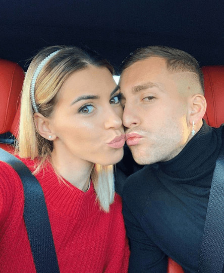 Gerard Deulofeu With His Partner